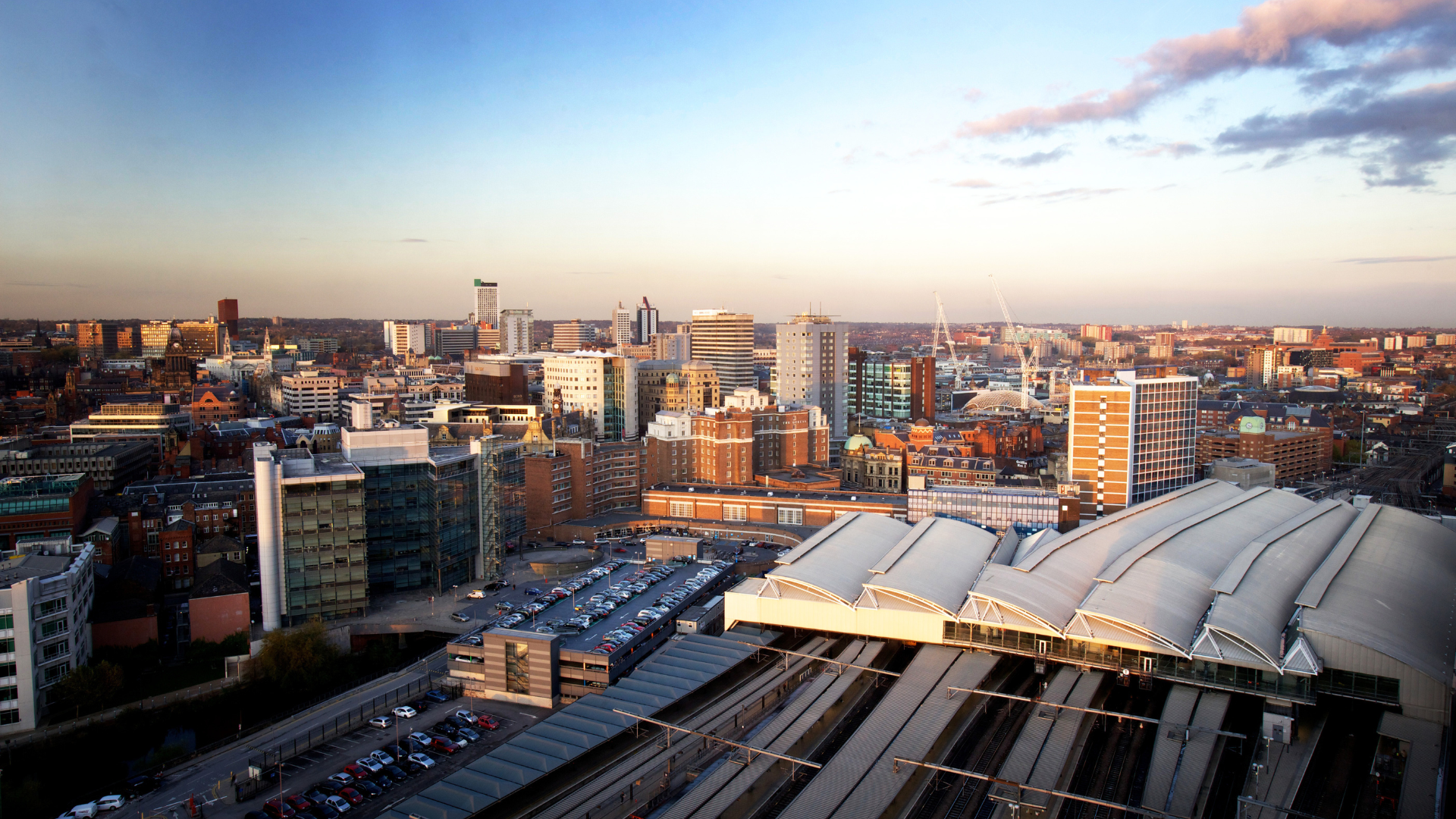 Leeds skyline featuring Leeds Station